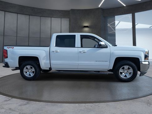 Used 2018 Chevrolet Silverado 1500 LT w/ All Star Edition image 7