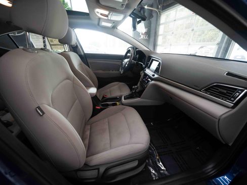 Used 2018 Hyundai Elantra Value Edition w/ Cargo Package FWD image 26