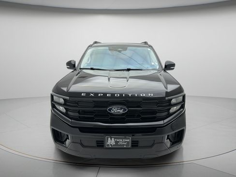 Used 2025 Ford Expedition Active AWD/4WD image 8