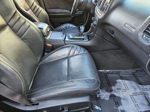 Used 2019 Dodge Charger SRT Hellcat w/ Navigation & Travel Group image 18