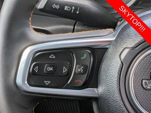 Certified 2024 Jeep Wrangler Unlimited Sahara w/ Technology Group AWD/4WD image 21