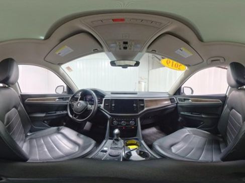 Used 2019 Volkswagen Atlas SEL Premium image 43