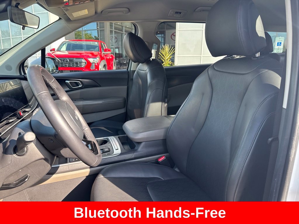 Used 2026 Kia Carnival FWD image 13