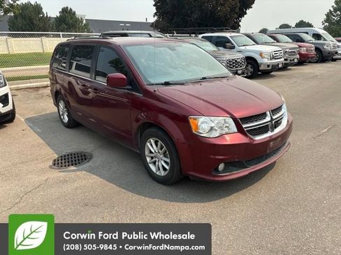 Used 2019 Dodge Grand Caravan SXT FWD image 6