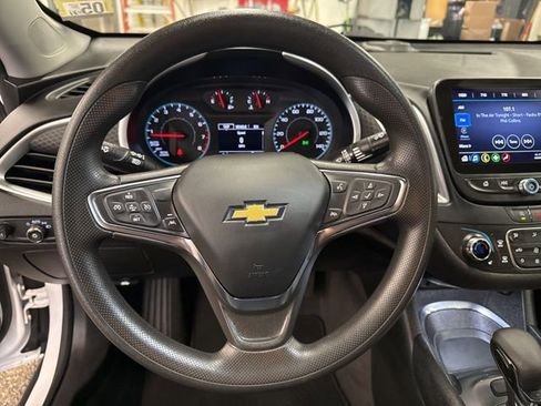 Used 2023 Chevrolet Malibu LT FWD image 12