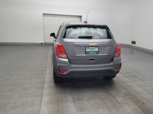 Used 2020 Chevrolet Trax LS FWD image 6