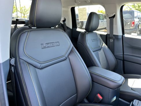 New 2026 Ford Maverick Lobo image 17