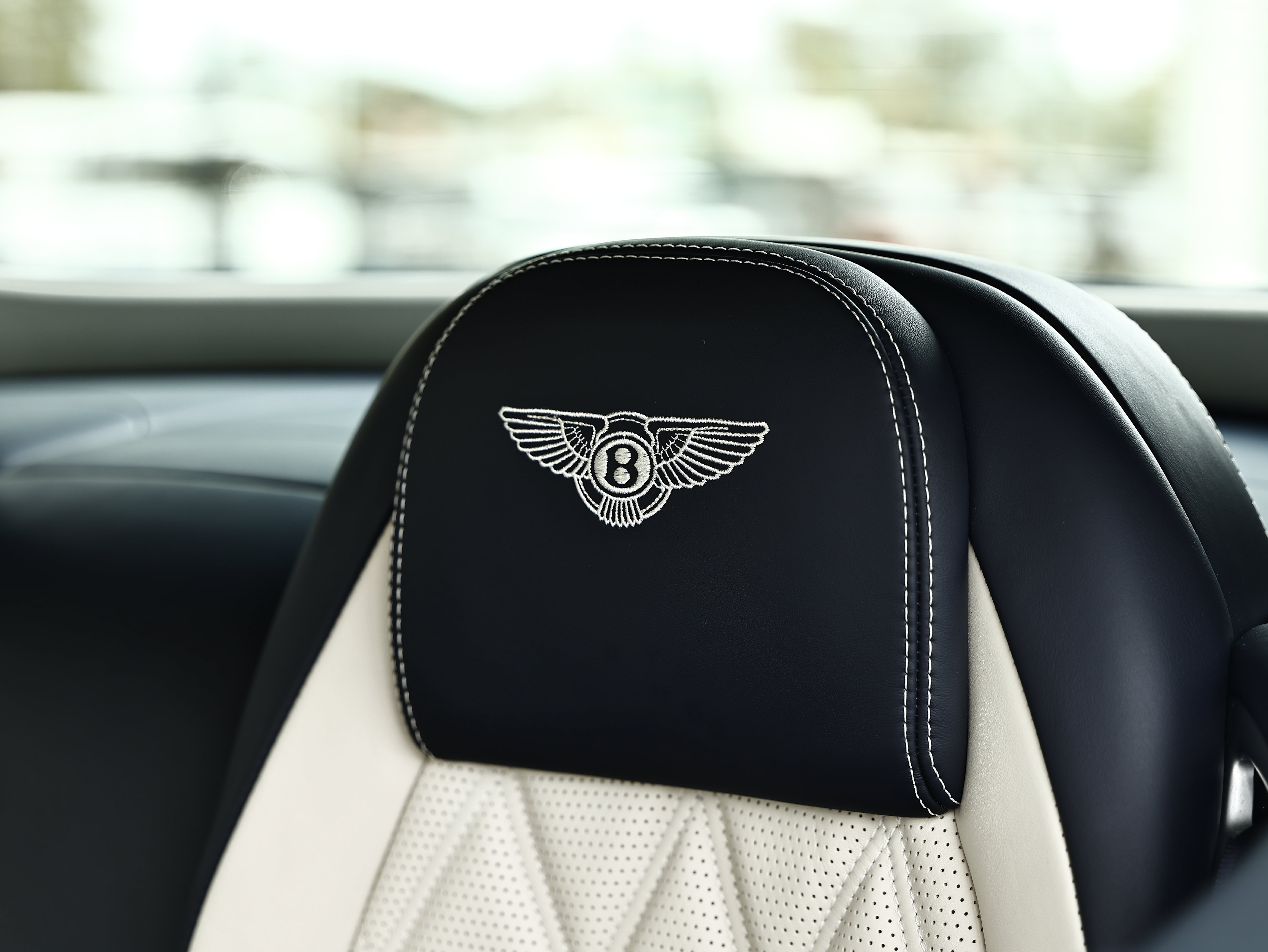 Used 2015 Bentley Continental GT AWD/4WD image 29