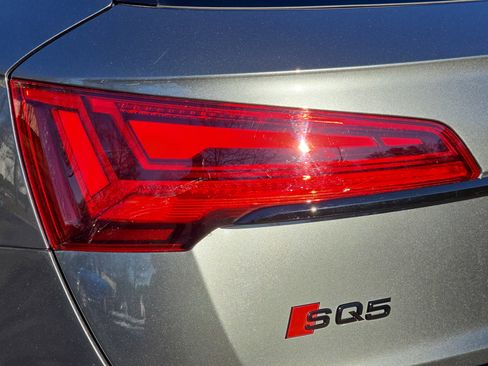 Used 2023 Audi SQ5 Premium Plus w/ Premium Plus Package image 35