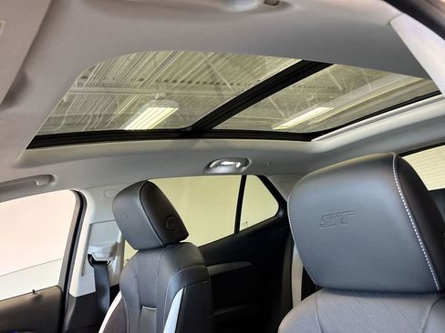 New 2025 Buick Envision Sport Touring image 23