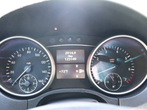 Used 2011 Mercedes-Benz ML 350 2WD image 26