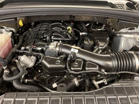 Certified 2022 Jeep Grand Cherokee L Limited w/ Luxury Tech Group II image 32