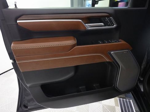 Used 2024 GMC Sierra 2500 Denali Ultimate image 26