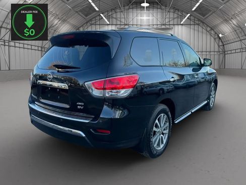 Used 2016 Nissan Pathfinder SV AWD/4WD image 5