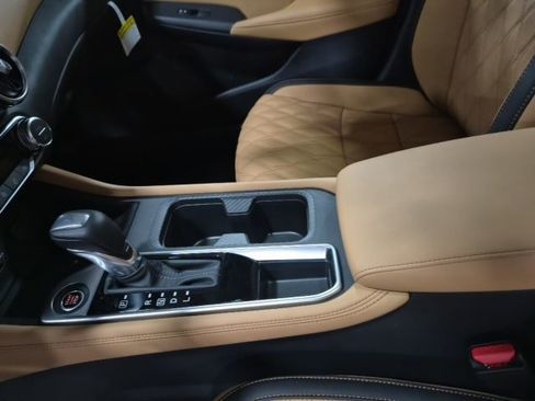 New 2025 Nissan Sentra SV w/ SV Premium Package image 25