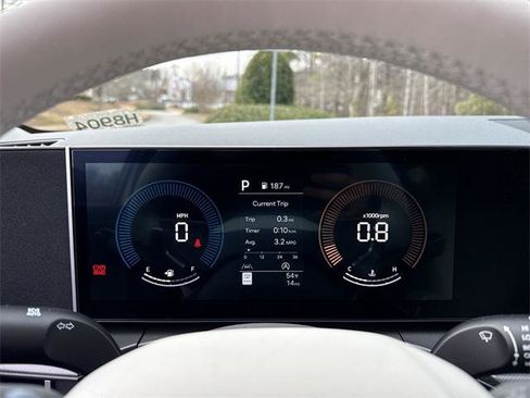 New 2026 Hyundai Santa Fe SE image 10