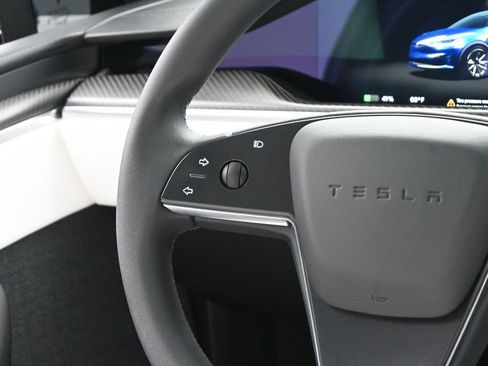 Used 2023 Tesla Model X Plaid AWD/4WD image 37