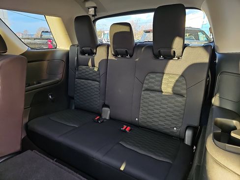 Certified 2023 Nissan Pathfinder S image 10