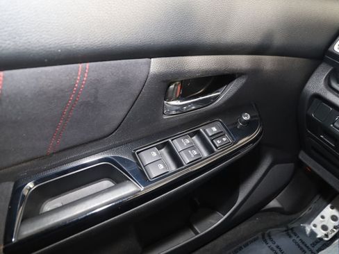 Used 2020 Subaru WRX STI AWD/4WD image 30
