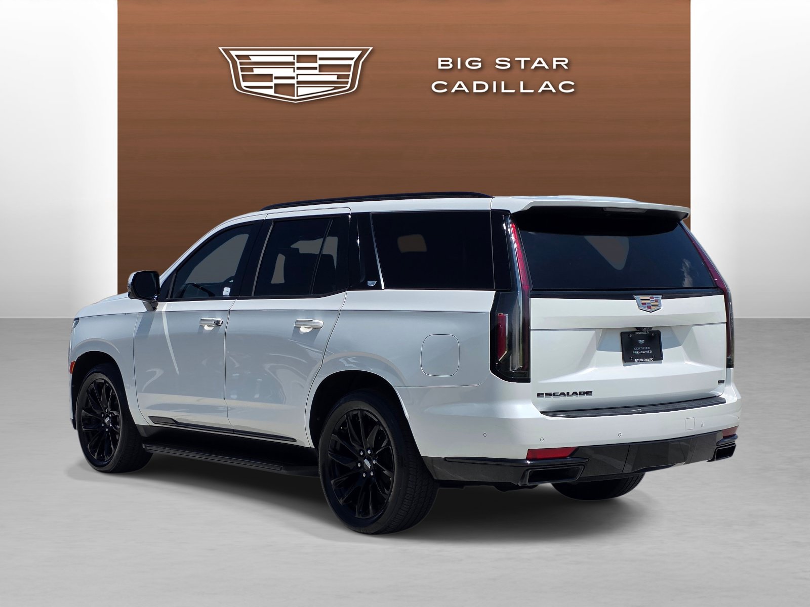 Used 2021 Cadillac Escalade Sport Platinum AWD/4WD image 3