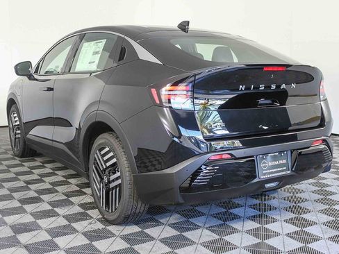 New 2026 Nissan Leaf SV+ image 6