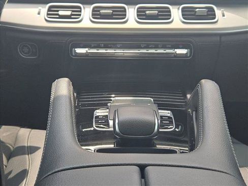 Certified 2020 Mercedes-Benz GLE 350 4MATIC image 12