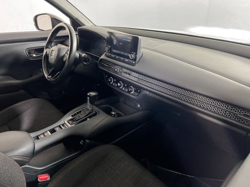 Used 2023 Honda HR-V Sport image 27