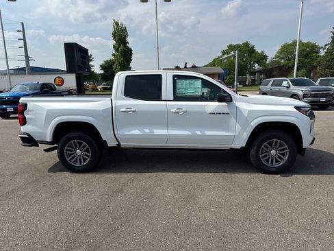 New 2025 Chevrolet Colorado W/T w/ Advanced Trailering Package image 2