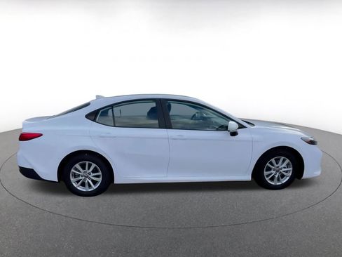 Used 2025 Toyota Camry LE image 16