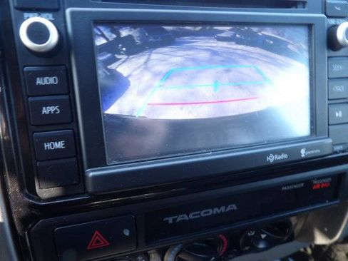 Used 2015 Toyota Tacoma 4x4 Double Cab w/ SR5 Package image 13