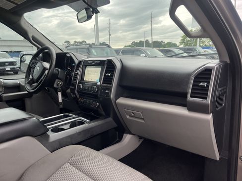 Used 2018 Ford F150 XLT w/ Equipment Group 302A Luxury RWD image 15