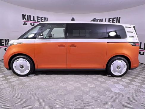 New 2025 Volkswagen ID. Buzz 1st Edition image 4
