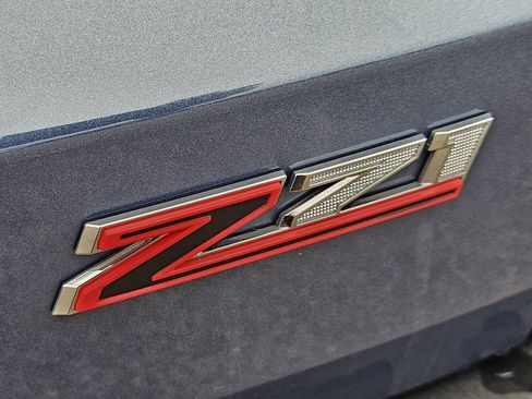 New 2026 Chevrolet Traverse Z71 w/ Enhanced Driving Package AWD/4WD image 8