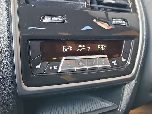 Used 2023 BMW X6 M Competition w/ Competition Package image 24