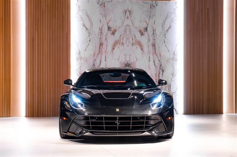 Used 2017 Ferrari F12 Berlinetta RWD image 2