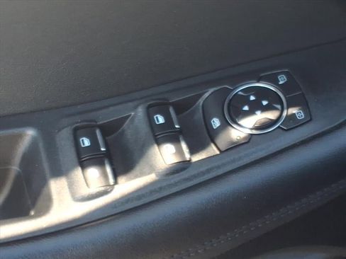 Used 2022 Ford Edge SEL w/ Convenience Package image 22