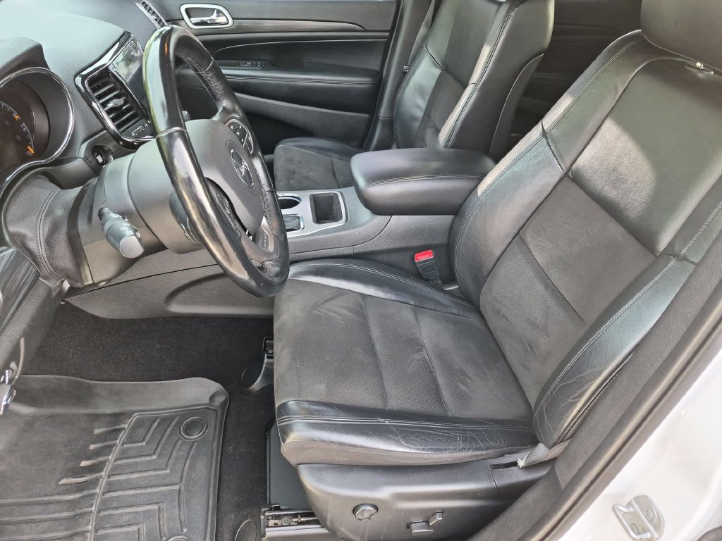 Used 2021 Jeep Grand Cherokee Laredo X RWD image 18