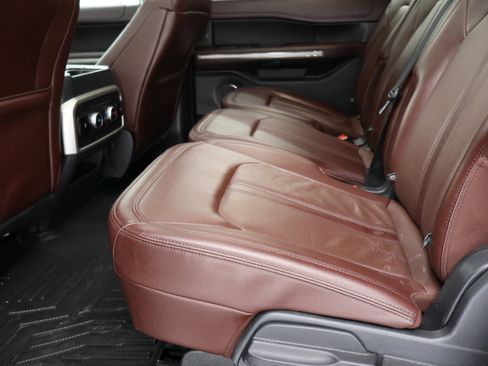 Used 2023 Ford Expedition Max Limited image 37