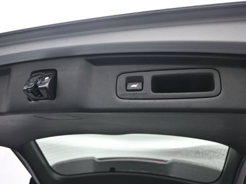 Used 2025 Honda CR-V Sport-L image 32