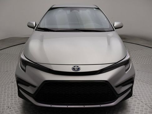Certified 2024 Toyota Corolla SE FWD image 5