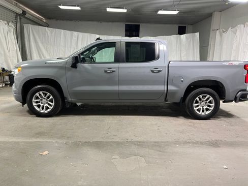 Used 2024 Chevrolet Silverado 1500 RST w/ Convenience Package II AWD/4WD image 4