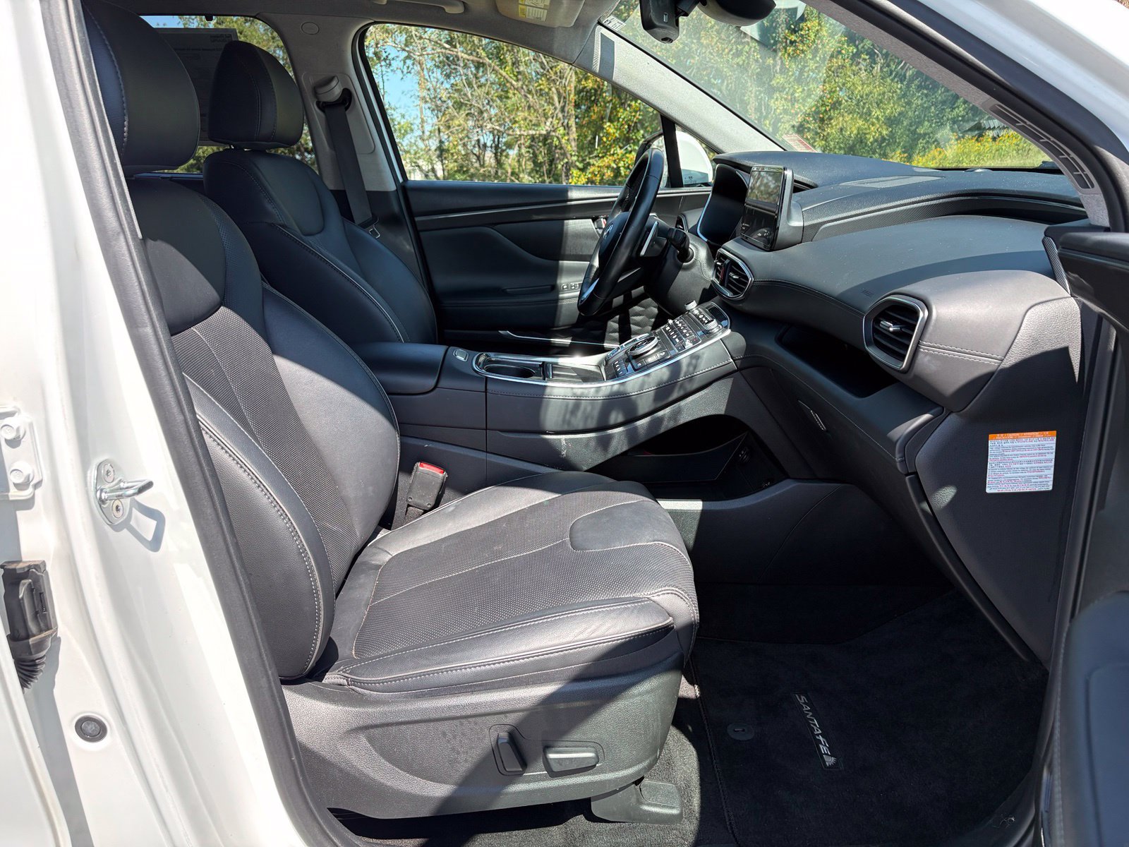 Used 2023 Hyundai Santa Fe Limited AWD/4WD image 30