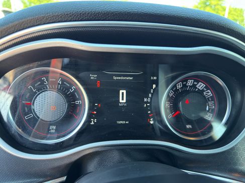 Used 2017 Dodge Challenger GT w/ Technology Group image 23