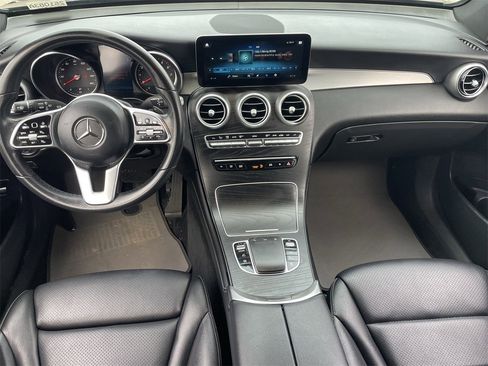 Used 2021 Mercedes-Benz GLC 300 image 14