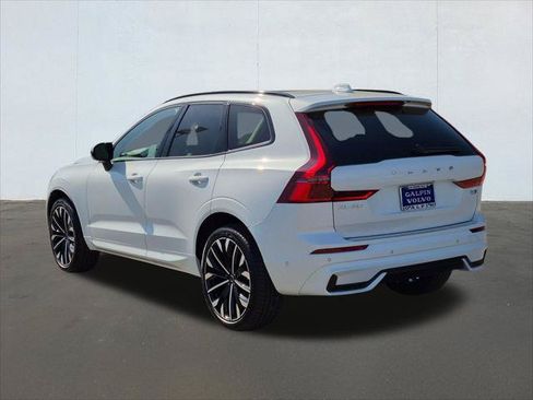 Used 2026 Volvo XC60 B5 Ultra w/ Climate Package PRO AWD/4WD image 3