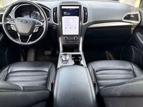 Used 2024 Ford Edge SEL AWD/4WD image 13