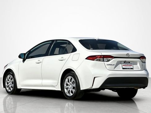 Certified 2024 Toyota Corolla LE FWD image 3
