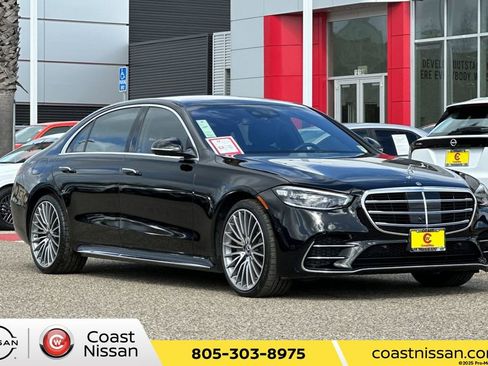 Used 2022 Mercedes-Benz S 500 4MATIC w/ AMG Line Package image 1