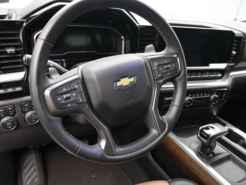 Used 2024 Chevrolet Silverado 1500 High Country w/ Technology Package image 11