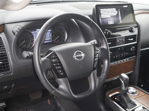 Used 2021 Nissan Armada SL w/ Captain's Chairs Package AWD/4WD image 22
